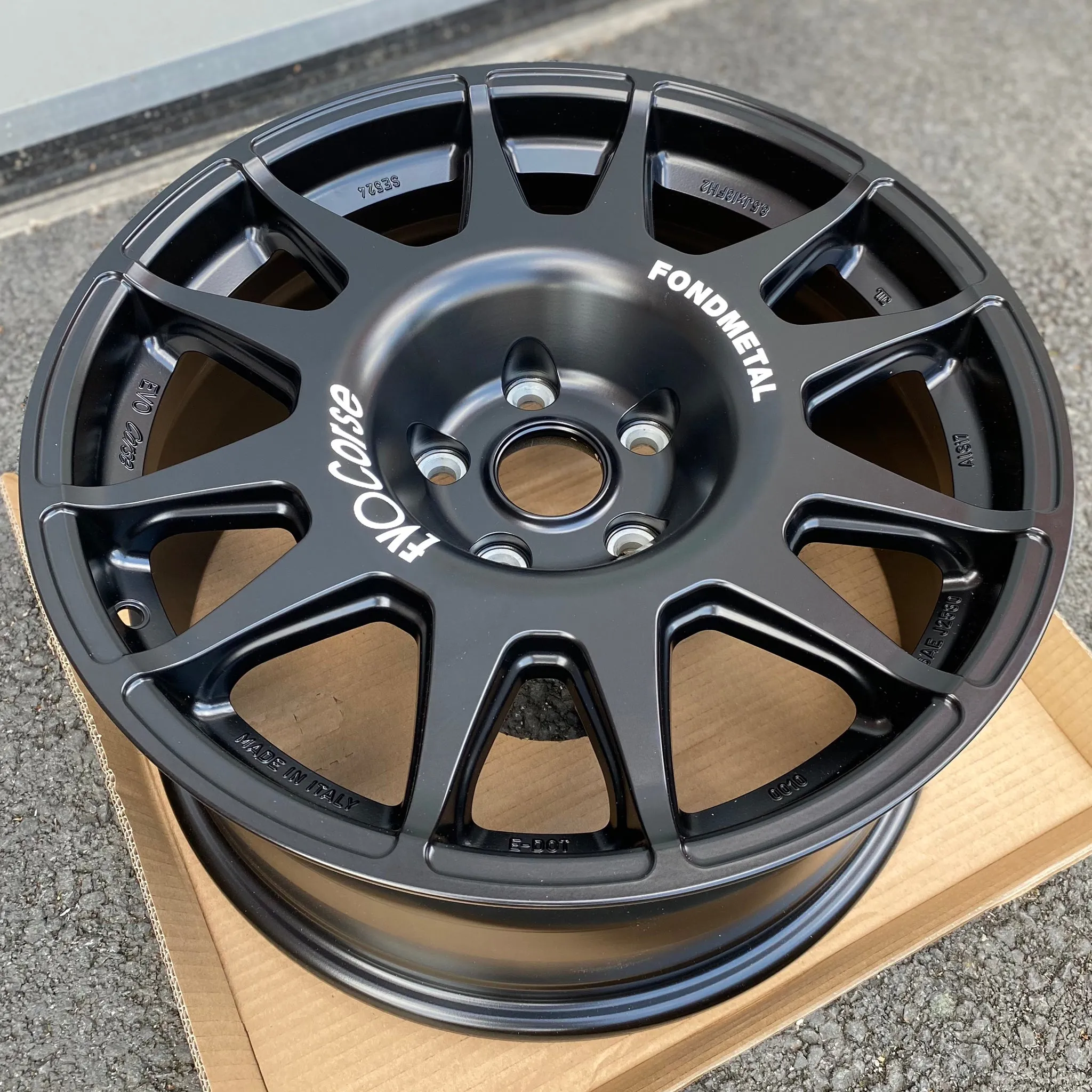 EVO Corse DakarZero 18" Wheel Package for Land Rover Discovery 3 (2004 )